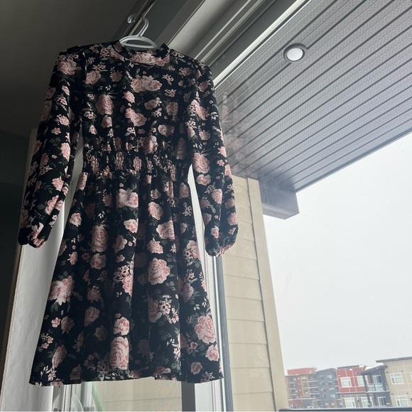 NWOT River Island floral shirred mini dress, Black,Small, printed, summer,spring - Picture 4 of 12